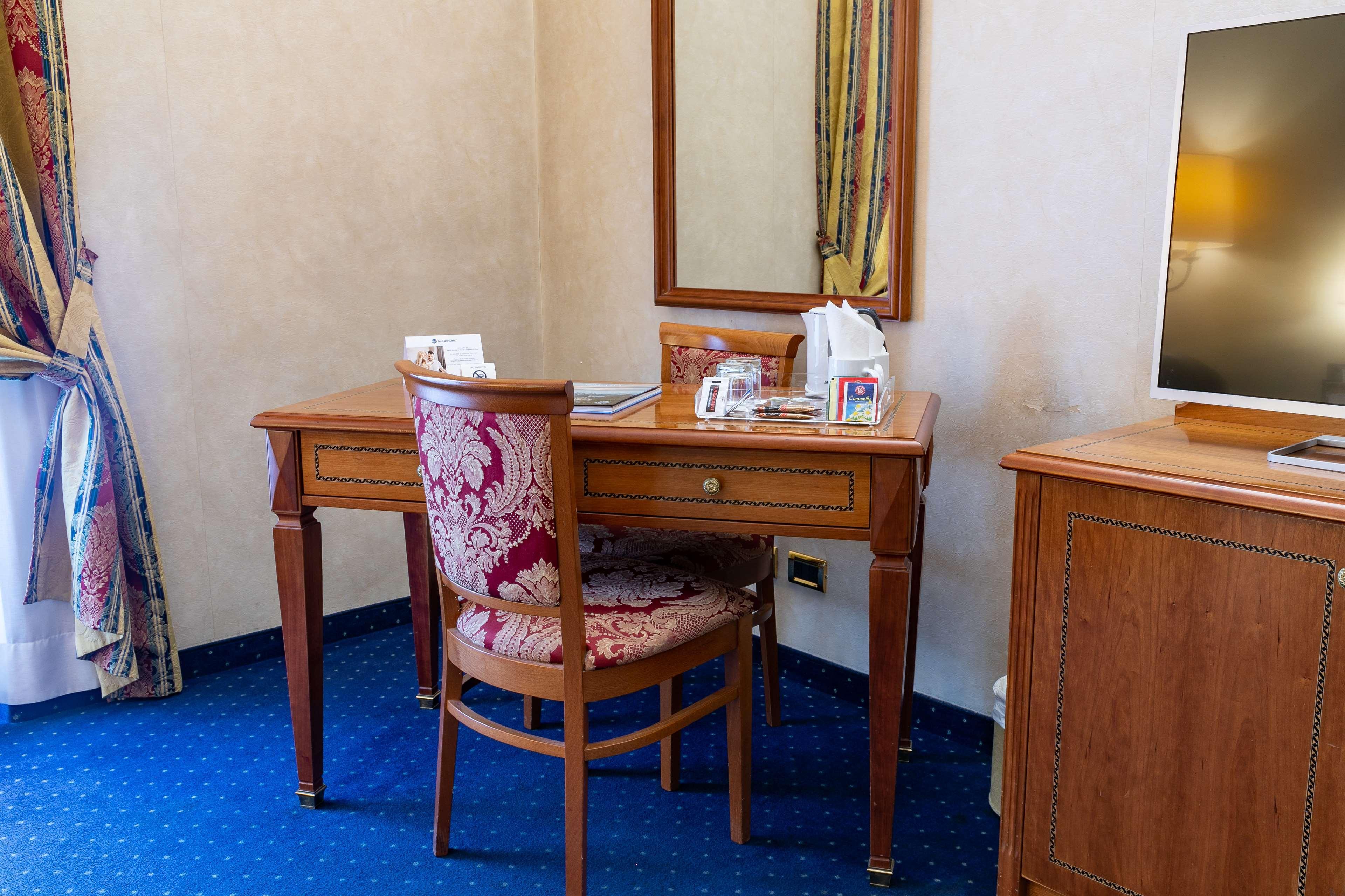 Best Western Hotel Cappello d'Oro Bergamo Esterno foto