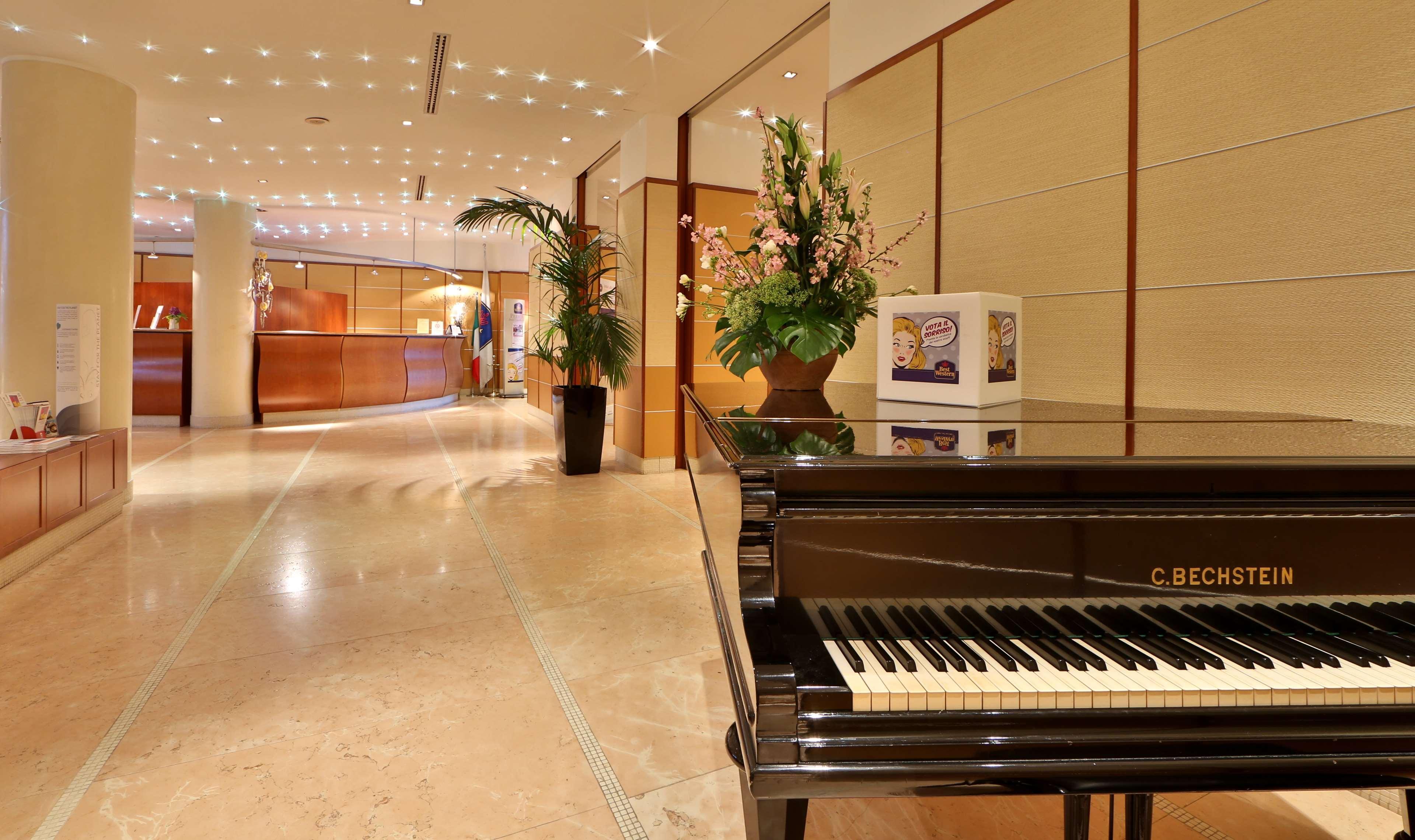 Best Western Hotel Cappello d'Oro Bergamo Esterno foto